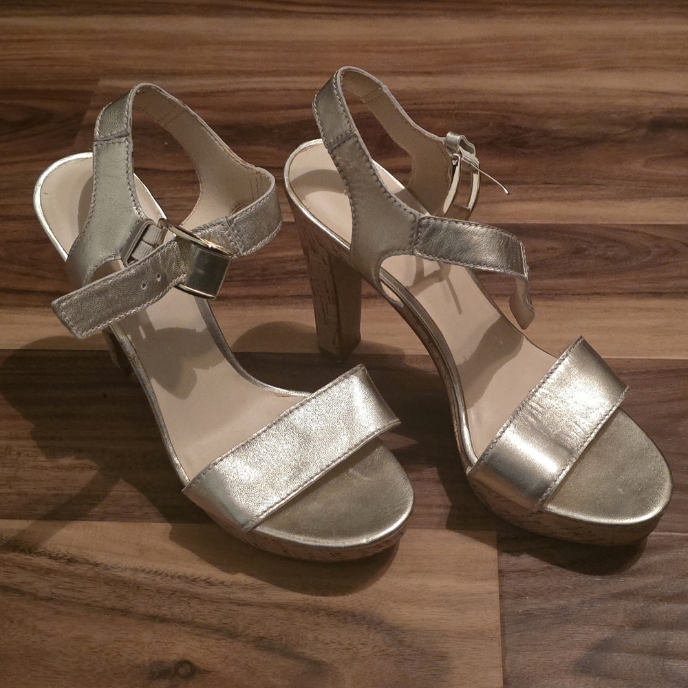 Nine West Elenny Gold Leather Cork Heel Platform Saldal Size 10, Euc - Picture 1 of 3